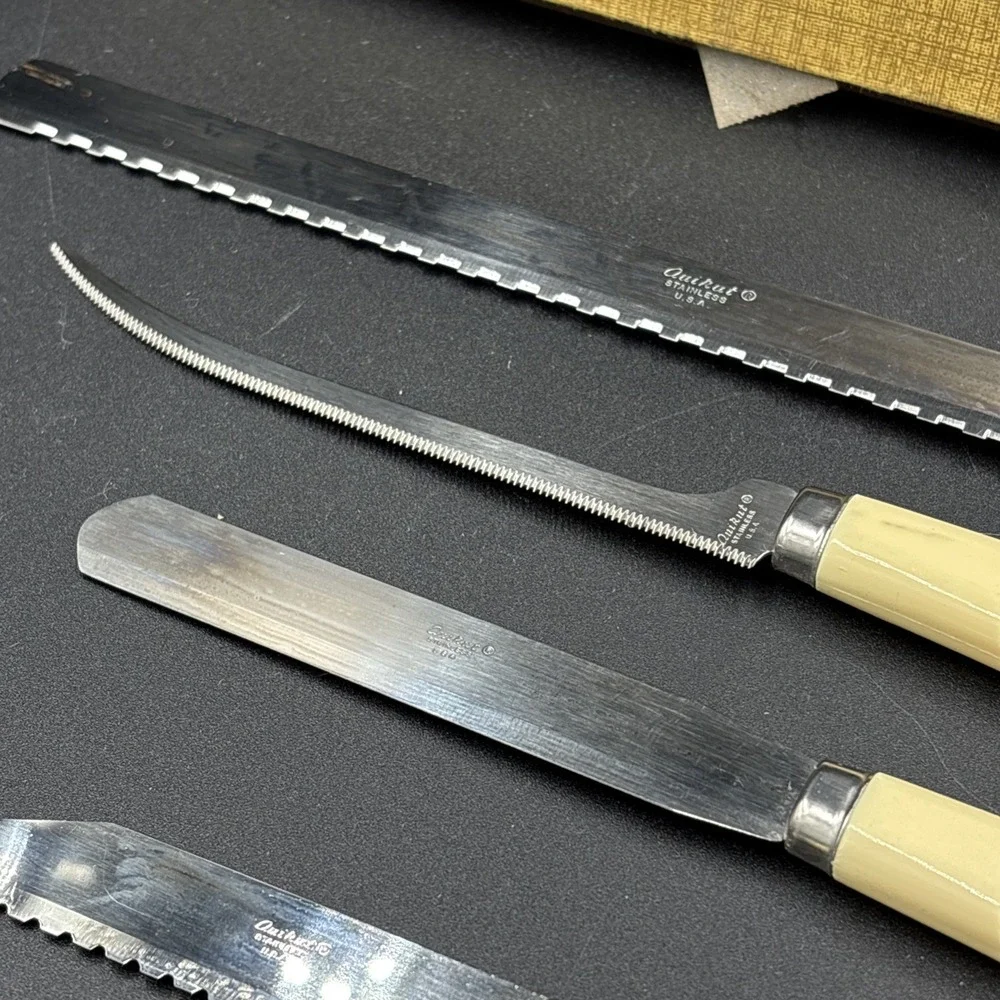 Vintage Quikut Homemaker's Cutlery Knife Set Pairing, Spatula, , Bread  NOS Read